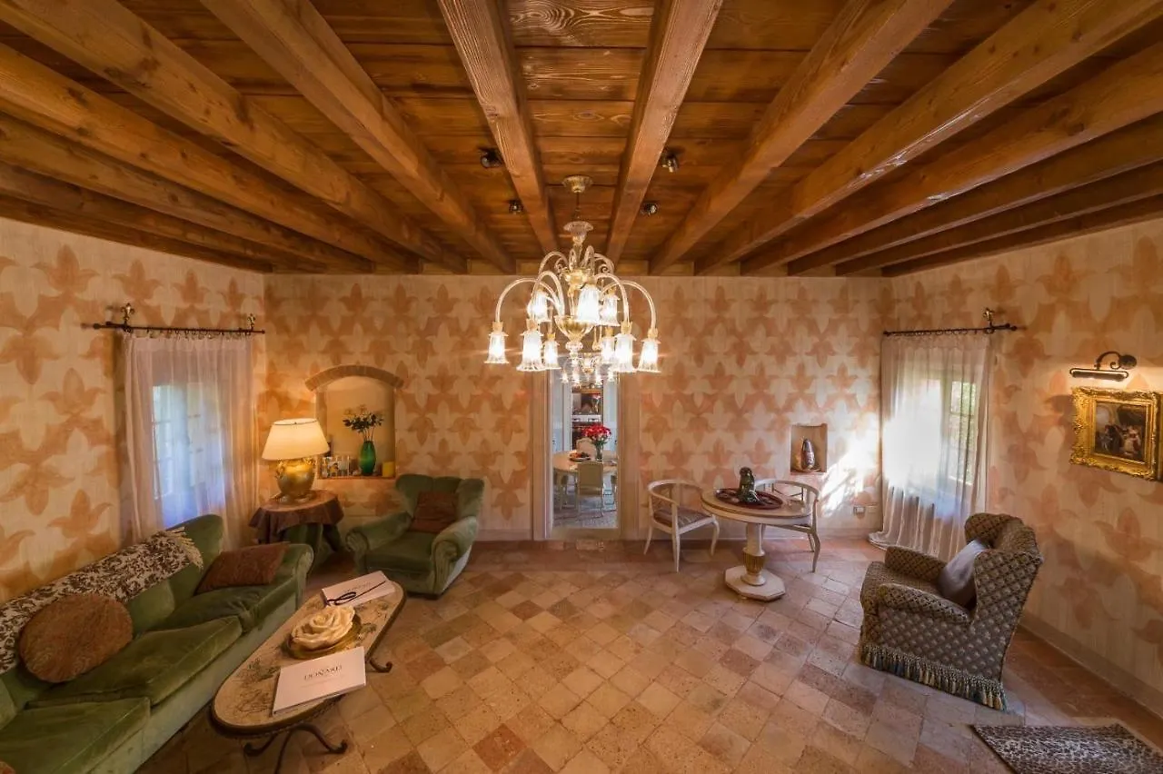Villa Relais Manerba مونزامبانو إيطاليا
